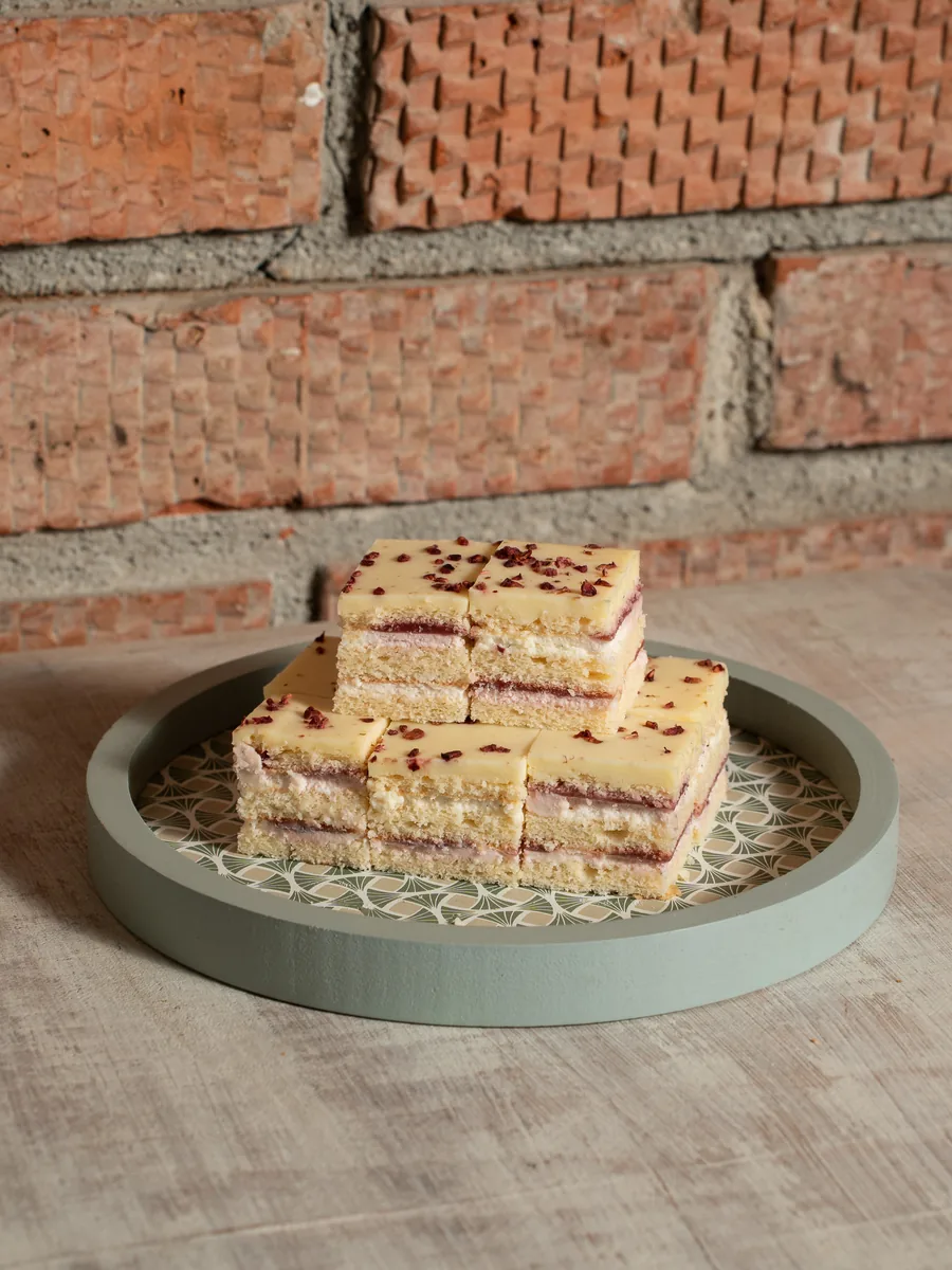 Mini mascarpone și zmeură/caise